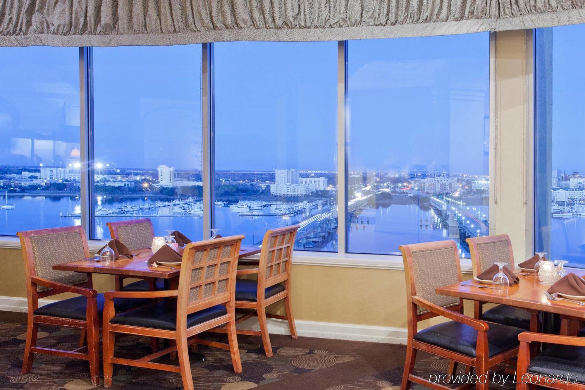 Holiday Inn Charleston-Riverview, An Ihg Hotel Экстерьер фото